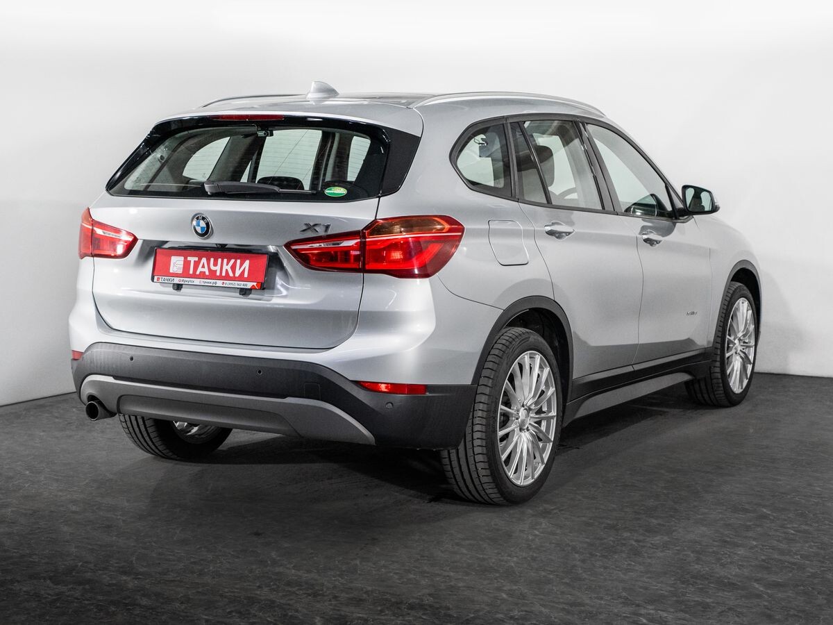 BMW X1 2016 - фото автомобиля