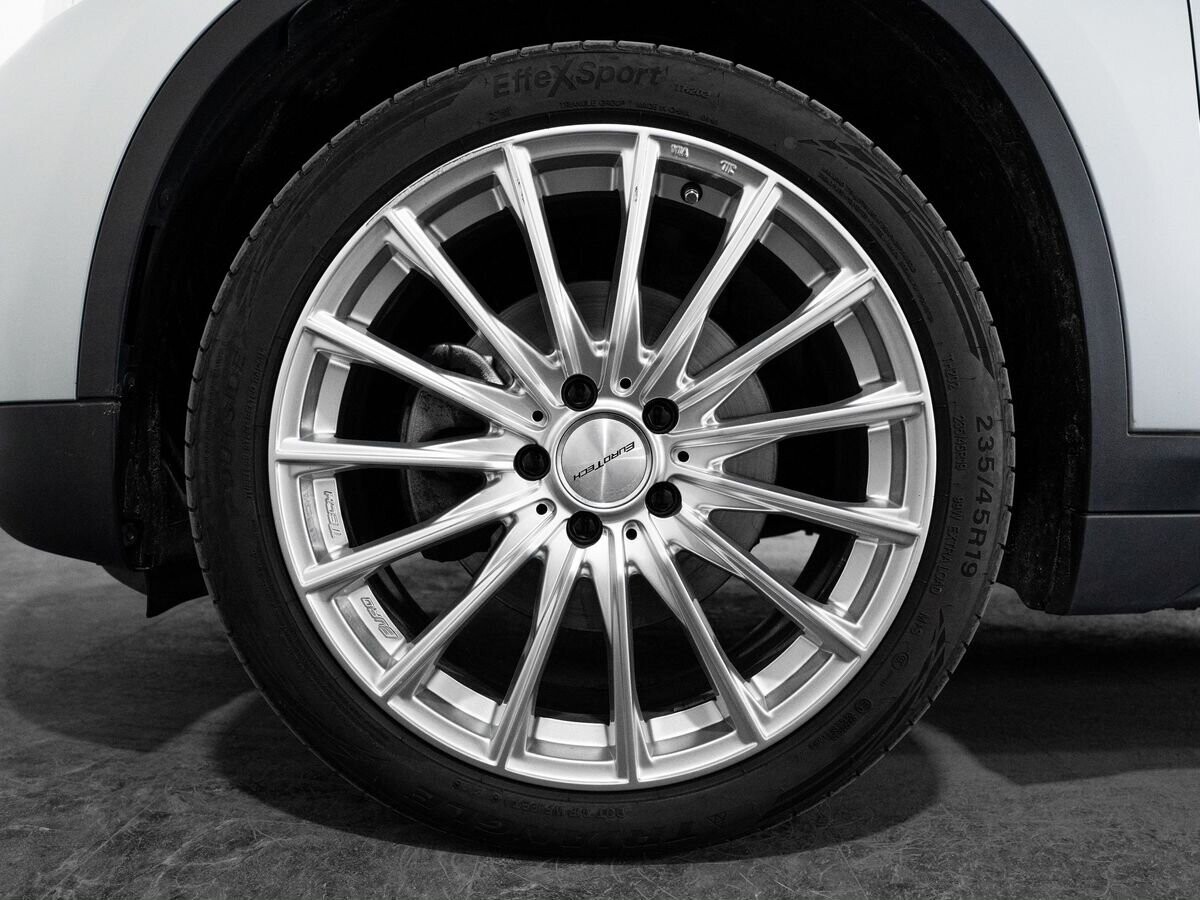 BMW X1 2016 - фото автомобиля