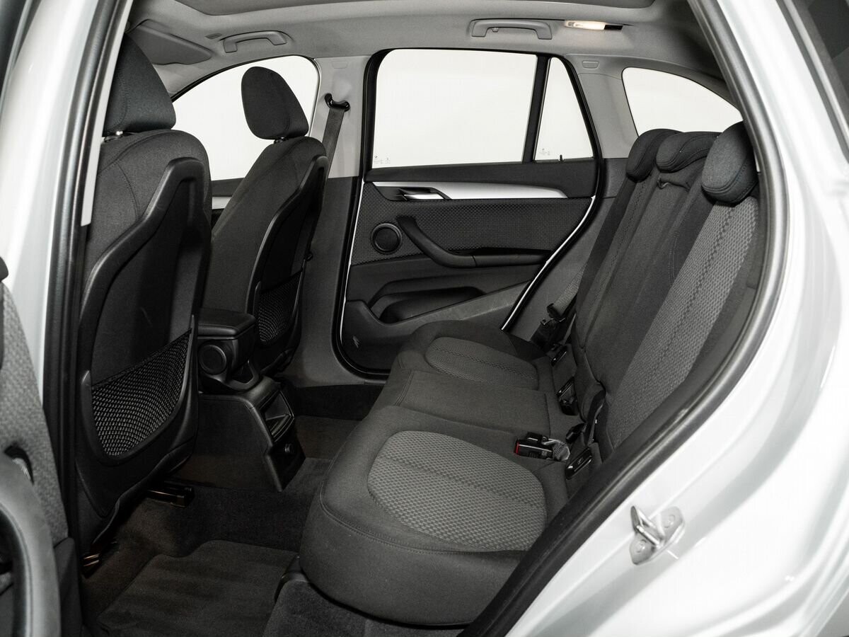 BMW X1 2016 - фото автомобиля