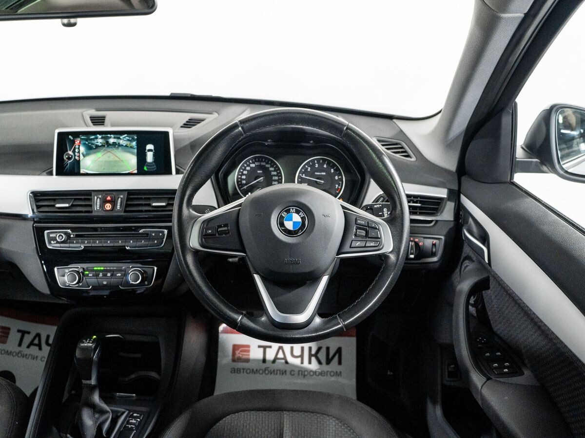 BMW X1 2016 - фото автомобиля