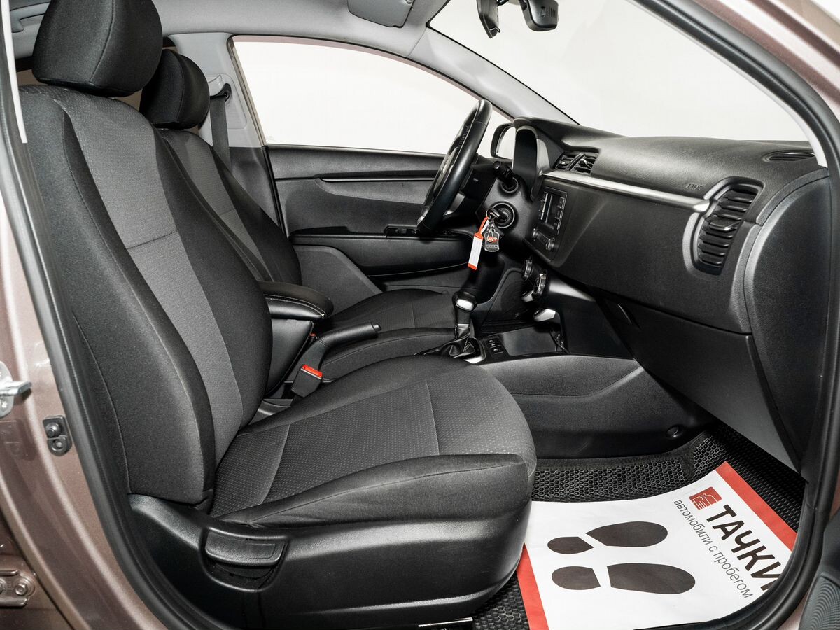Kia Rio X (X-Line) 2020 - фото автомобиля