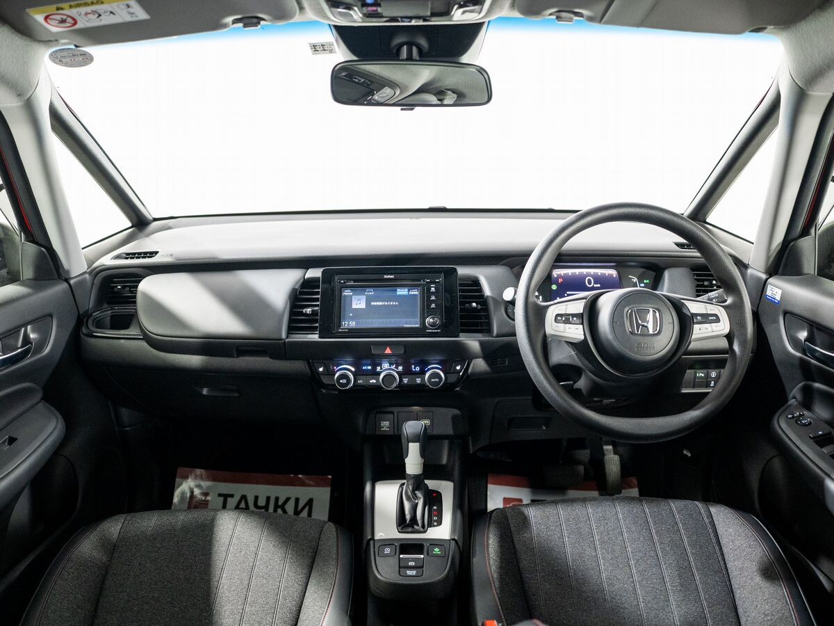 Honda Fit 2021 - фото автомобиля