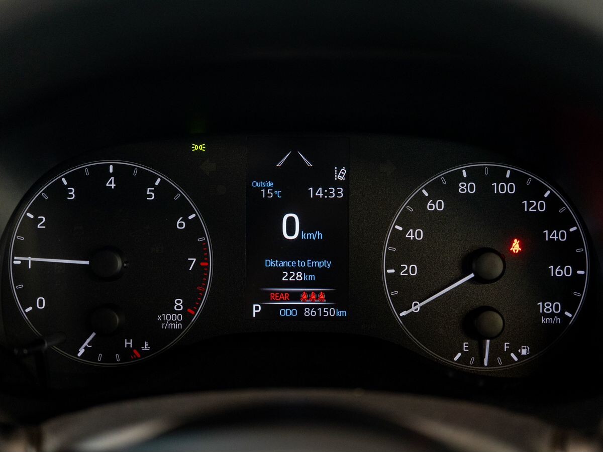 Toyota Yaris 2021 - фото автомобиля