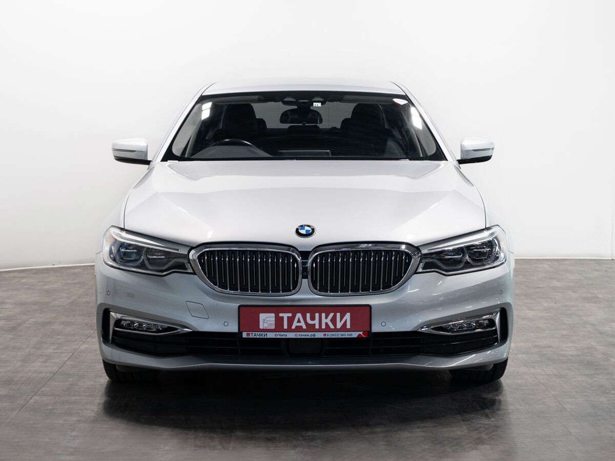 BMW 5-Series 2017 - фото автомобиля