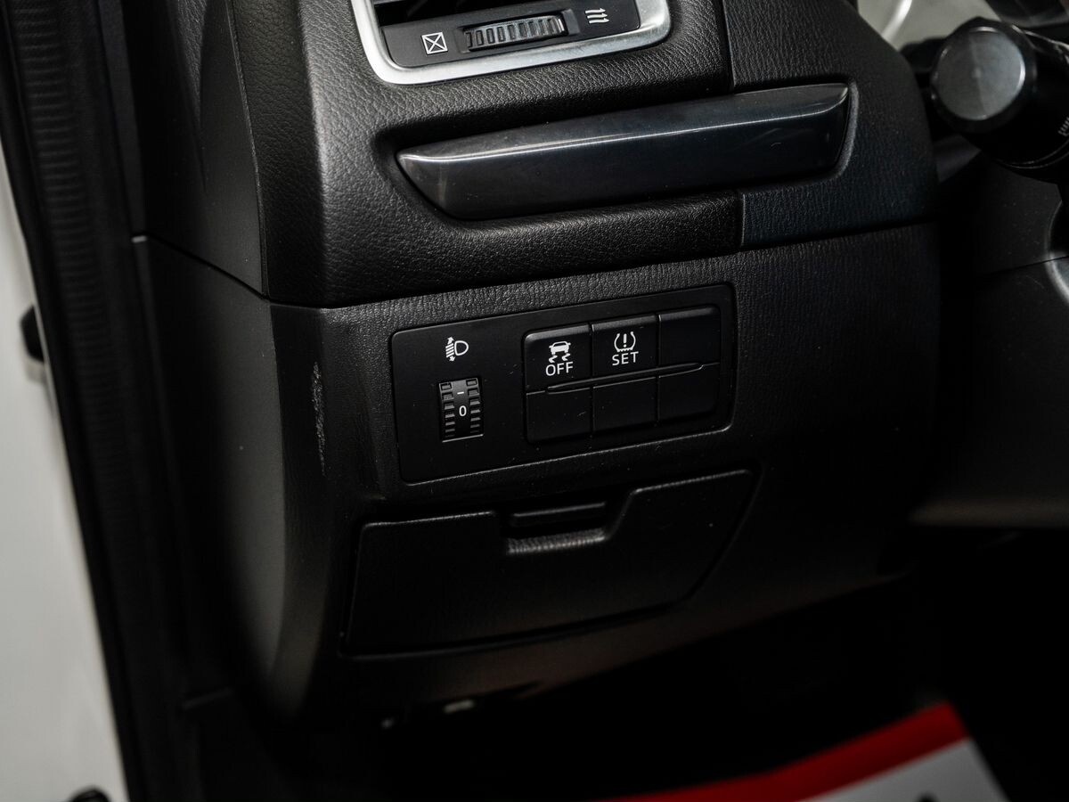 Mazda Mazda6 2013 - фото автомобиля