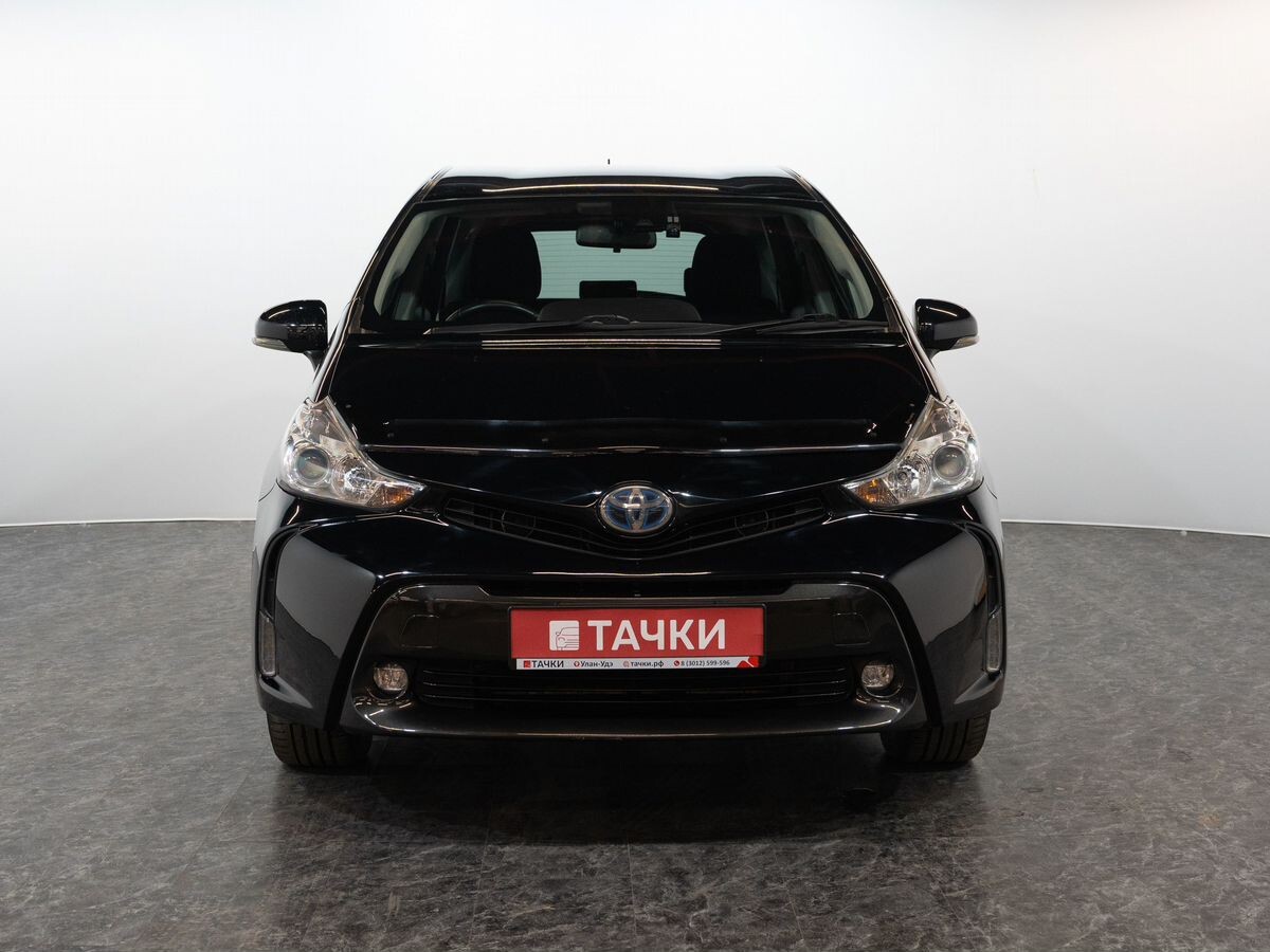 Toyota Prius Alpha 2016 - фото автомобиля
