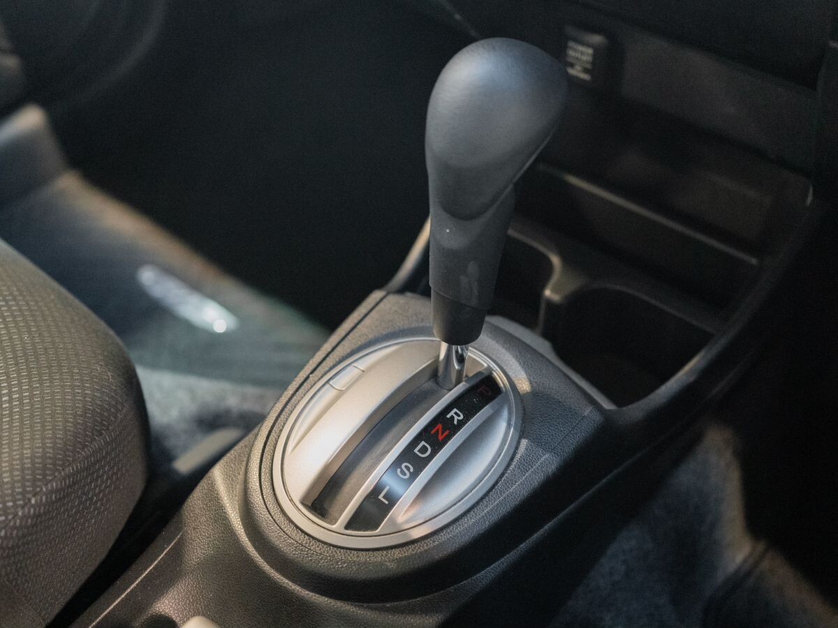 Honda Fit 2012 - фото автомобиля