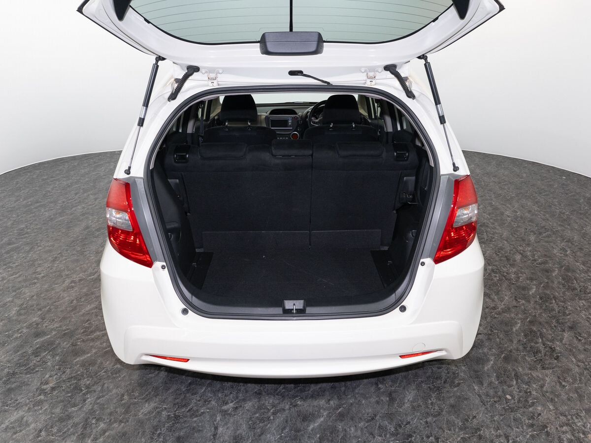 Honda Fit 2012 - фото автомобиля