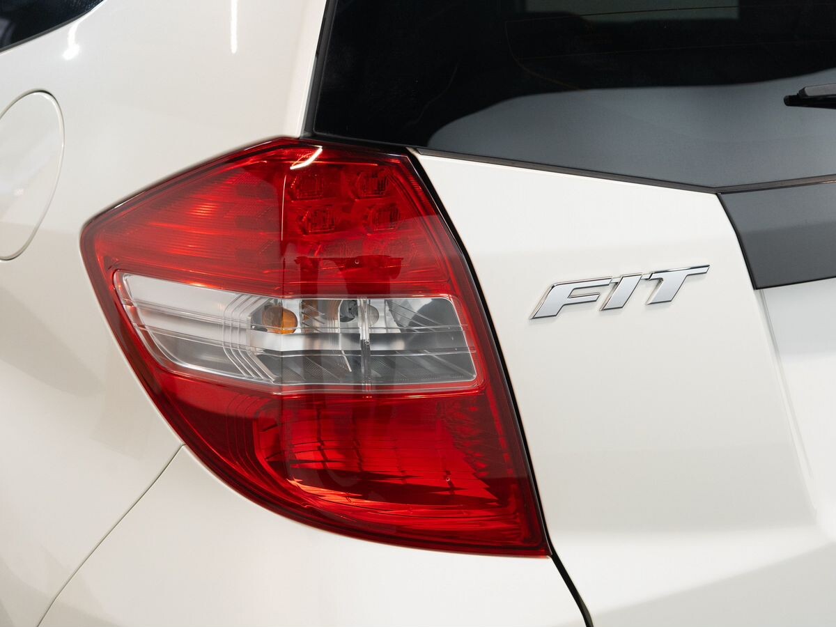 Honda Fit 2012 - фото автомобиля