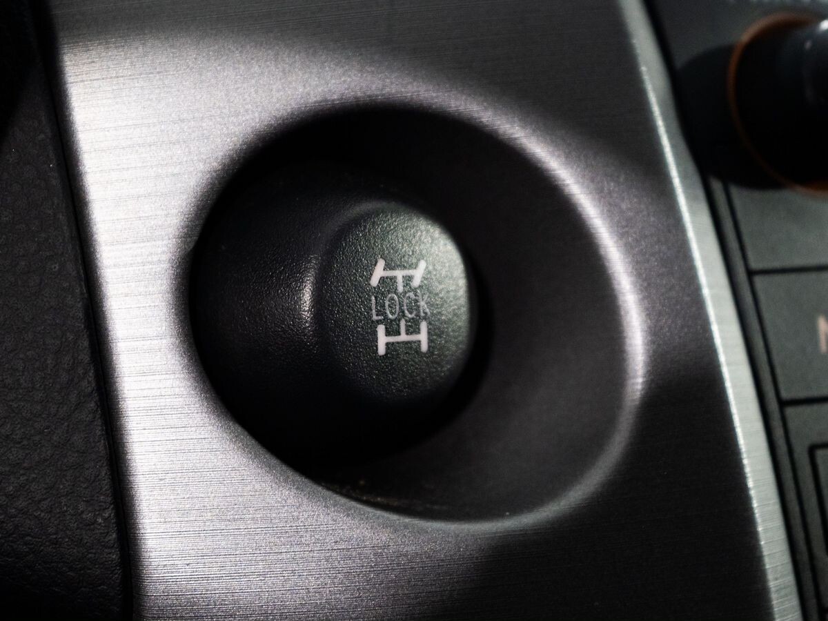 Toyota RAV4 2008 - фото автомобиля