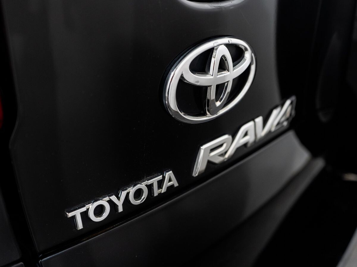 Toyota RAV4 2008 - фото автомобиля