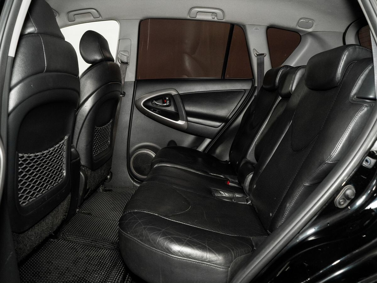 Toyota RAV4 2008 - фото автомобиля