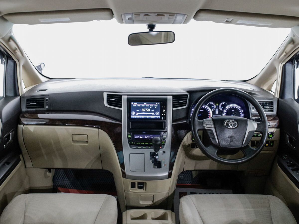 Toyota Vellfire 2012 - фото автомобиля