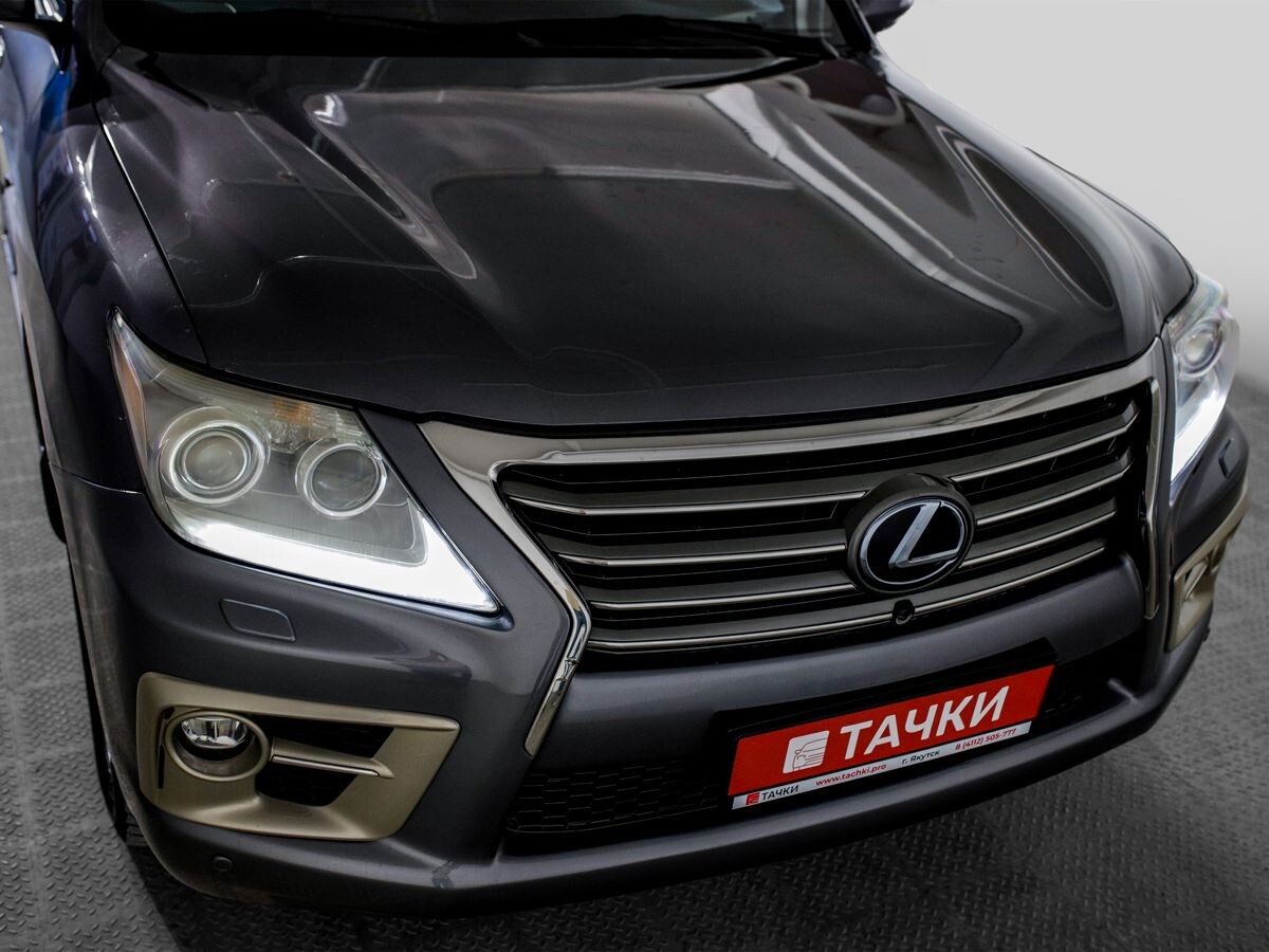Lexus LX570 2015 - фото автомобиля