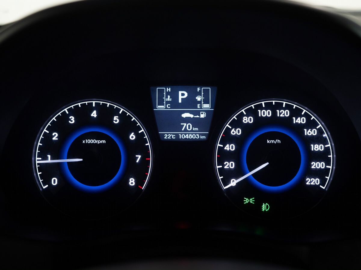 Hyundai Solaris 2015 - фото автомобиля