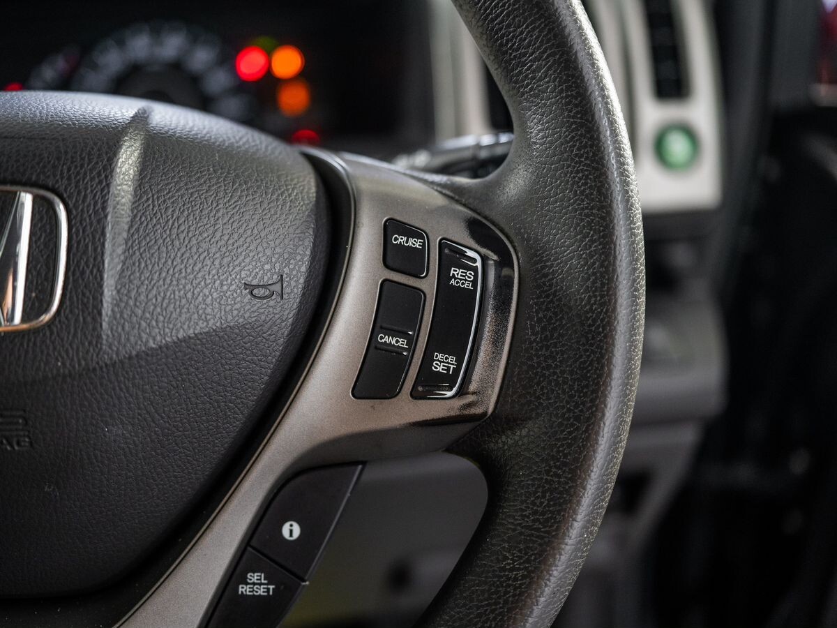 Honda Stepwgn 2014 - фото автомобиля