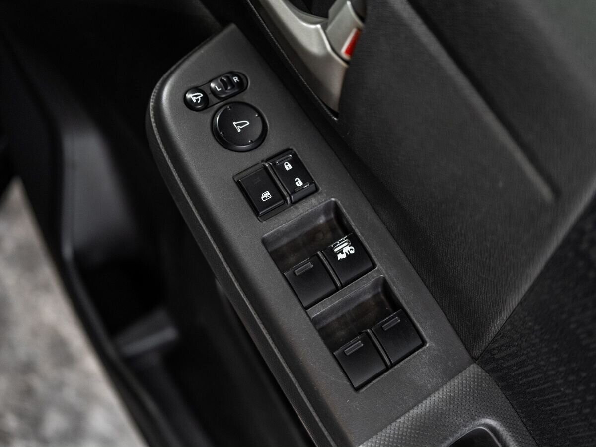 Honda Stepwgn 2014 - фото автомобиля