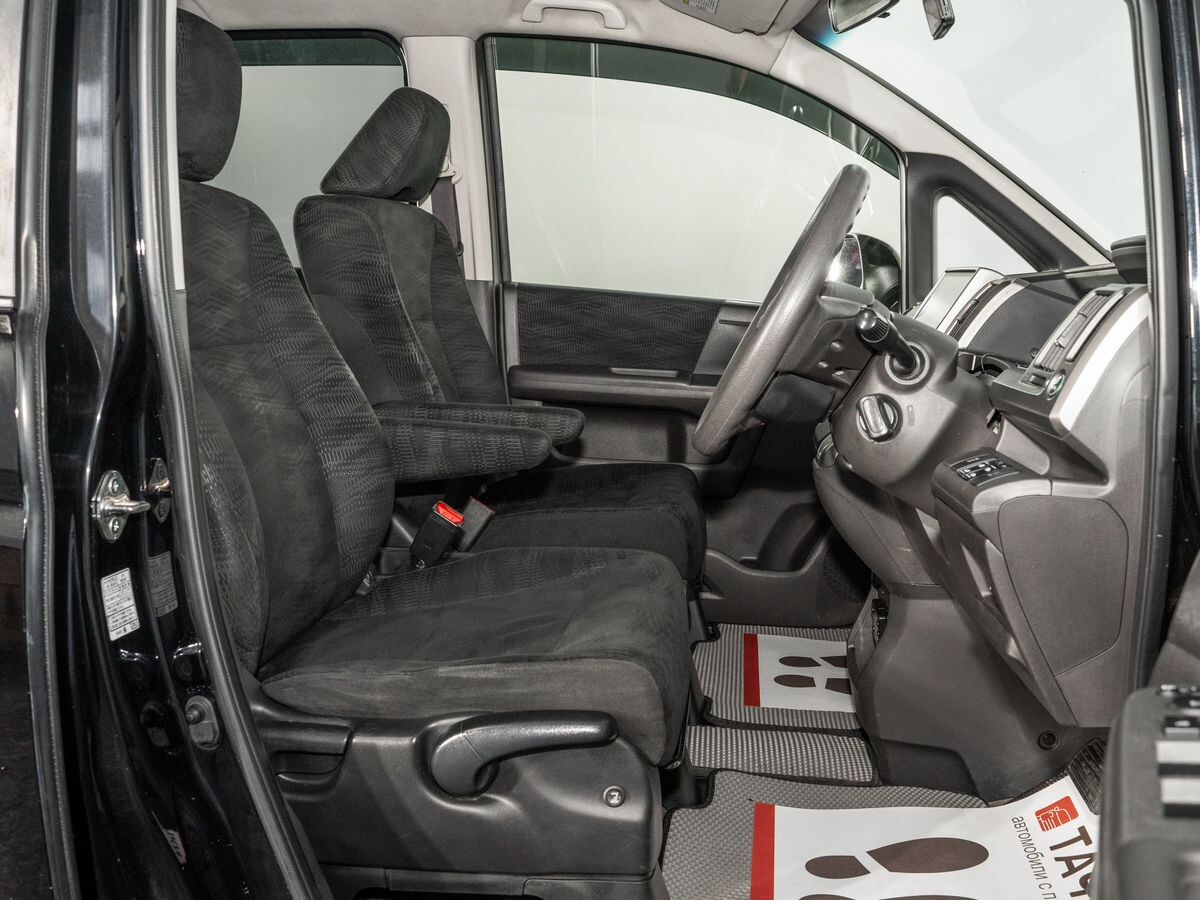 Honda Stepwgn 2014 - фото автомобиля