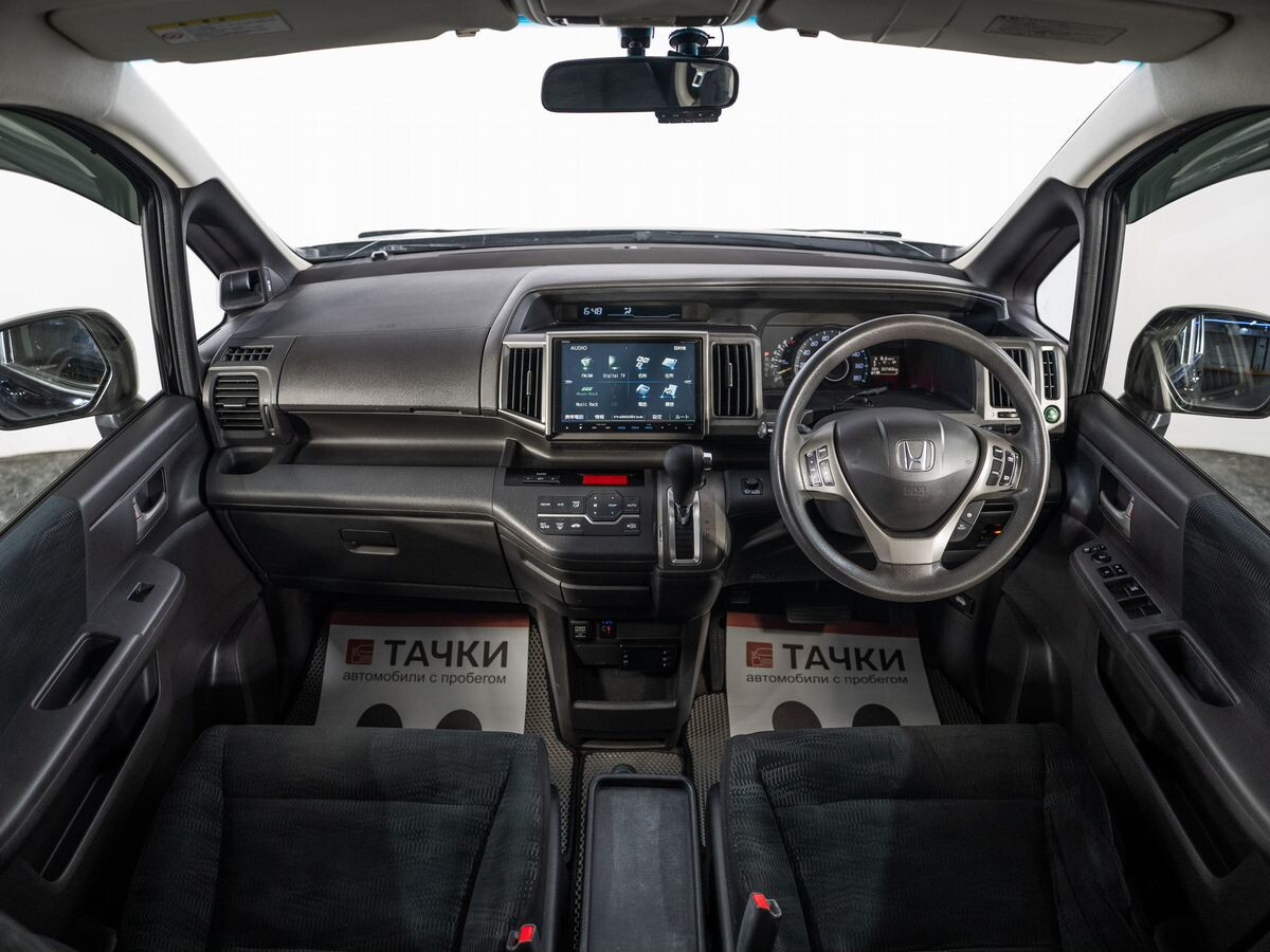 Honda Stepwgn 2014 - фото автомобиля