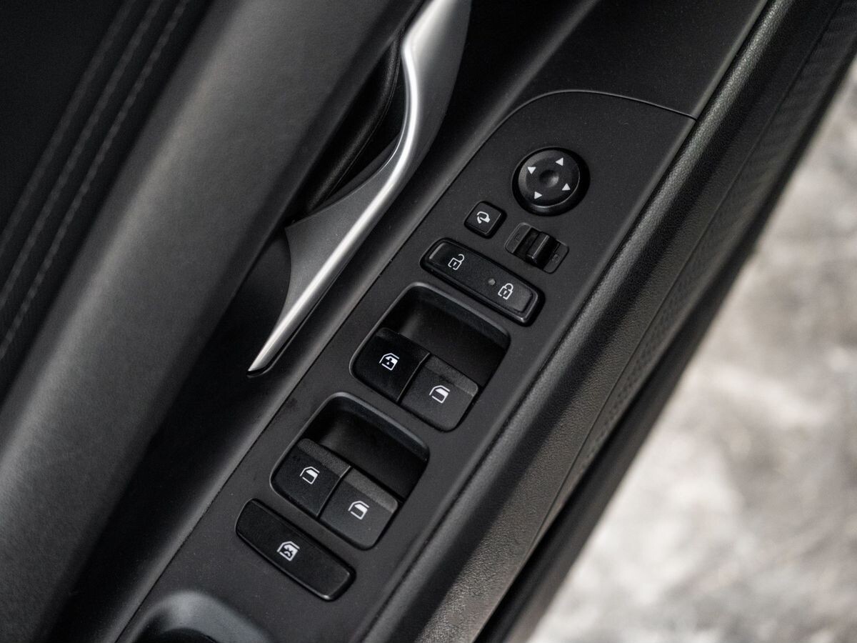 Hyundai Elantra 2021 - фото автомобиля