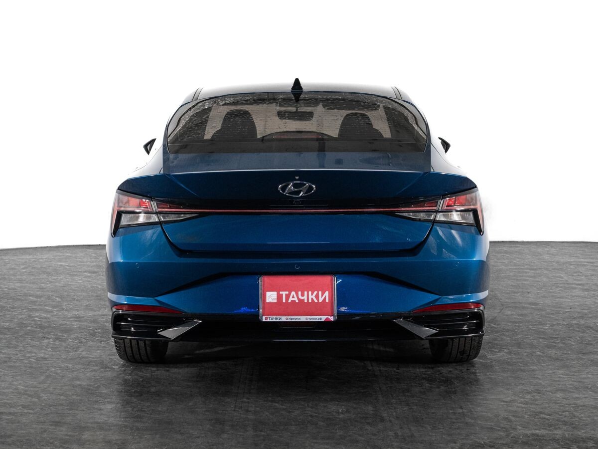 Hyundai Elantra 2021 - фото автомобиля