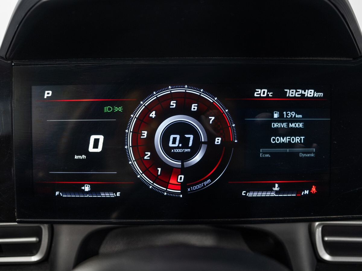 Hyundai Elantra 2021 - фото автомобиля