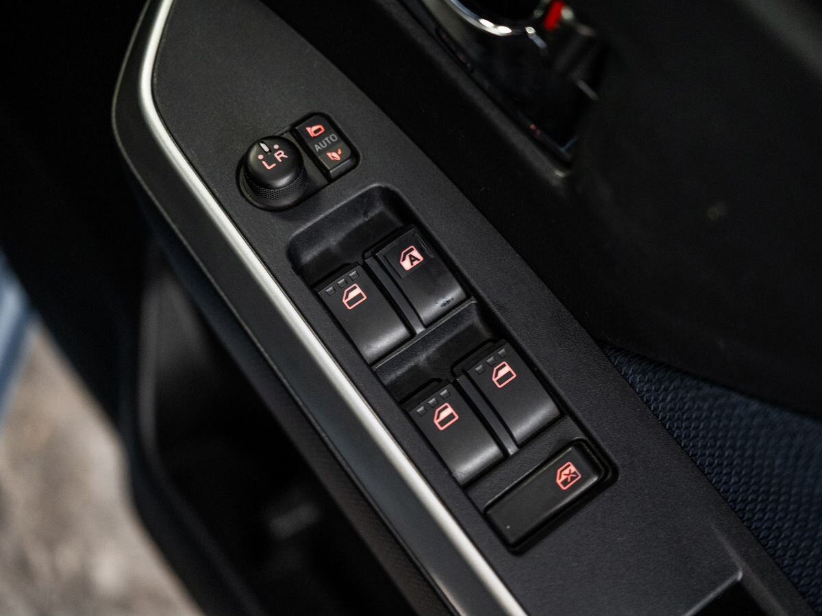Toyota Tank 2016 - фото автомобиля