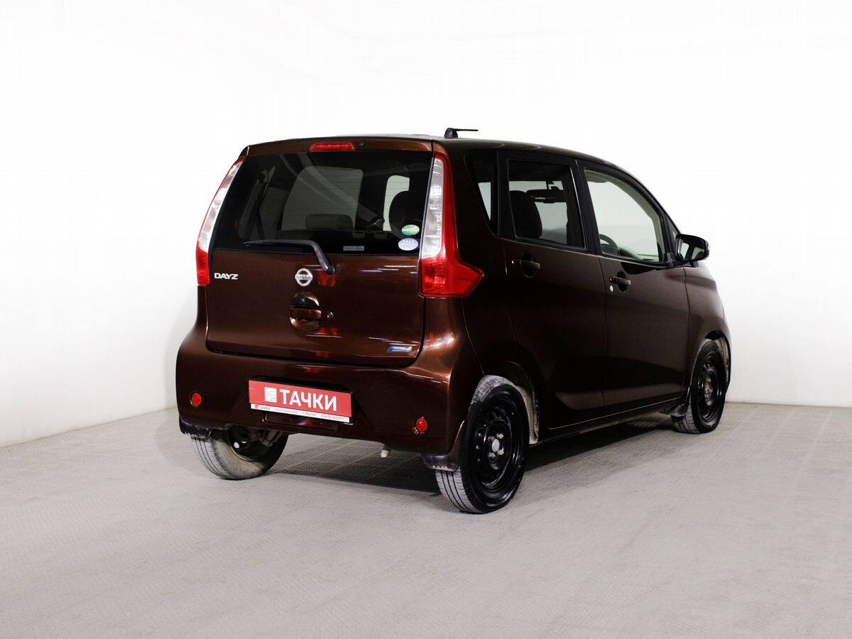 Nissan DAYZ 2014 - фото автомобиля