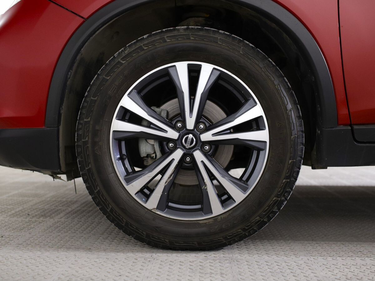 Nissan X-Trail 2017 - фото автомобиля