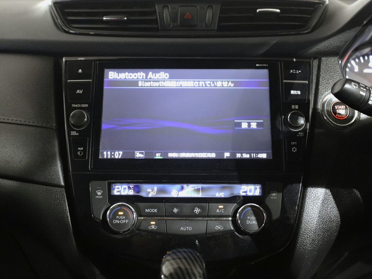 Nissan X-Trail 2017 - фото автомобиля