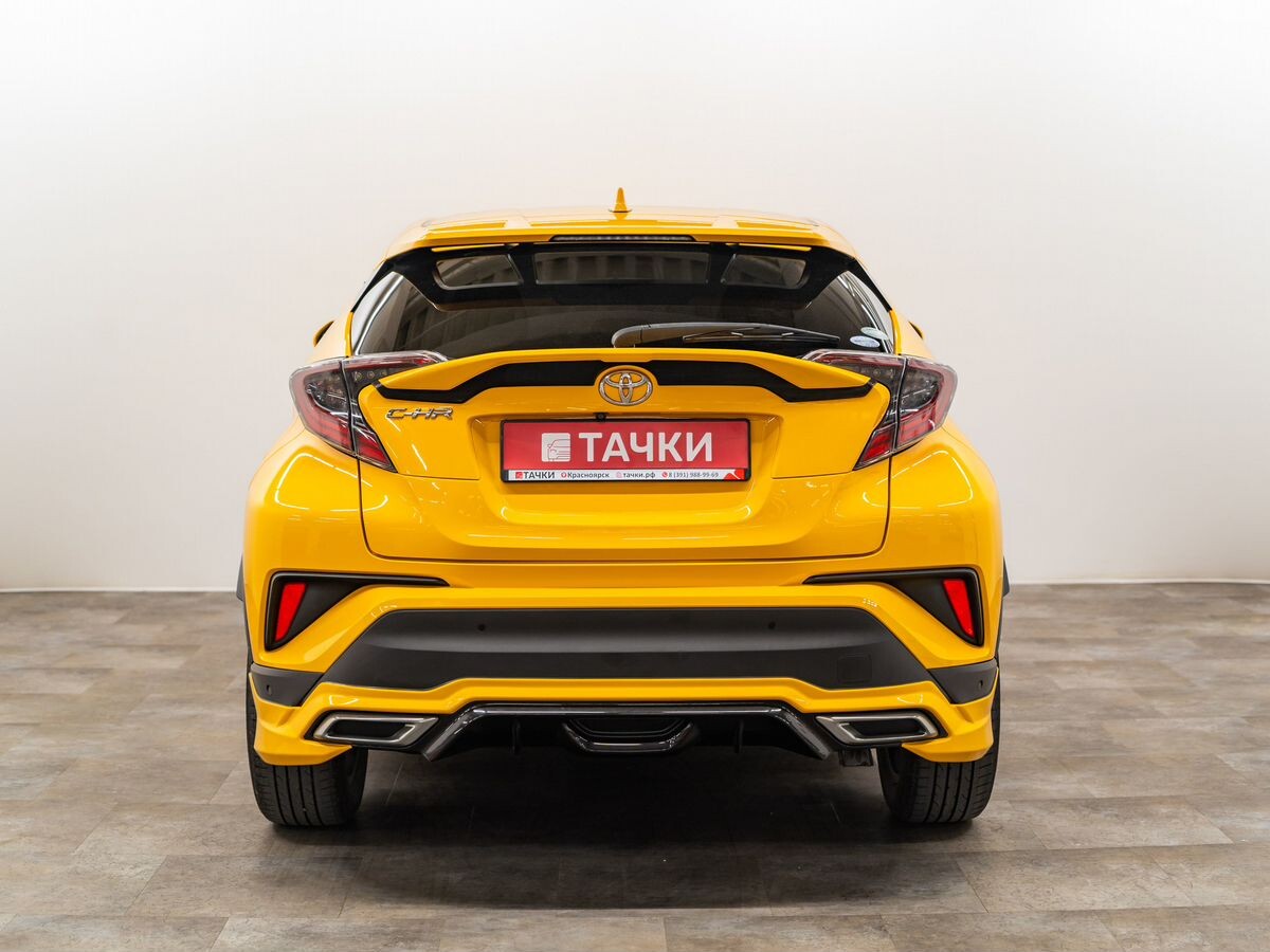Toyota C-HR 2017 - фото автомобиля