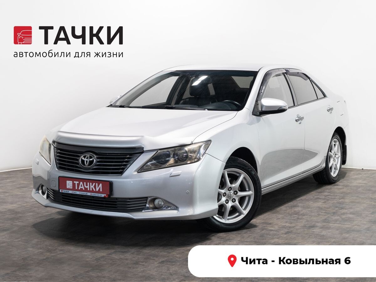 Toyota Camry 2011 - фото автомобиля