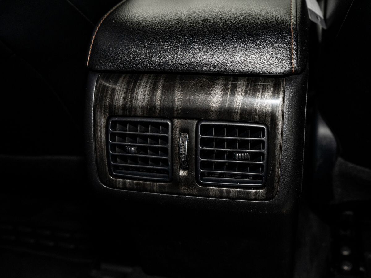Toyota Camry 2011 - фото автомобиля