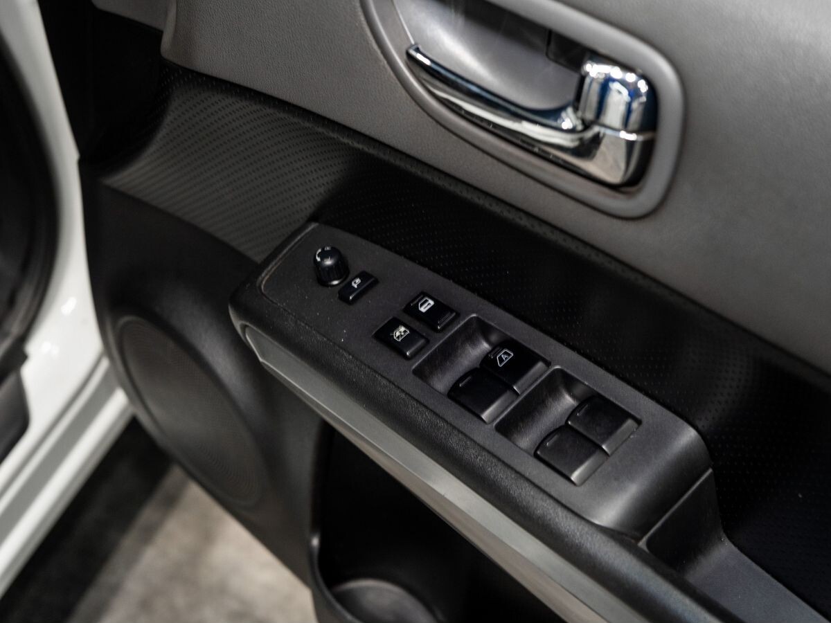 Nissan X-Trail 2009 - фото автомобиля