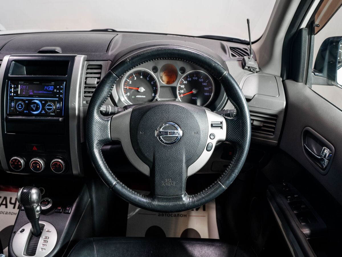 Nissan X-Trail 2009 - фото автомобиля