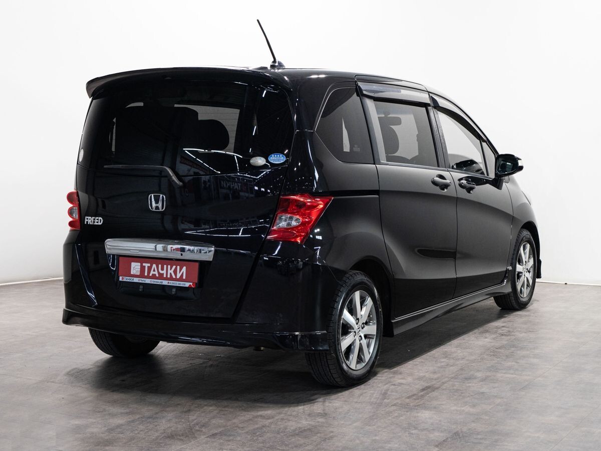 Honda Freed 2009 - фото автомобиля