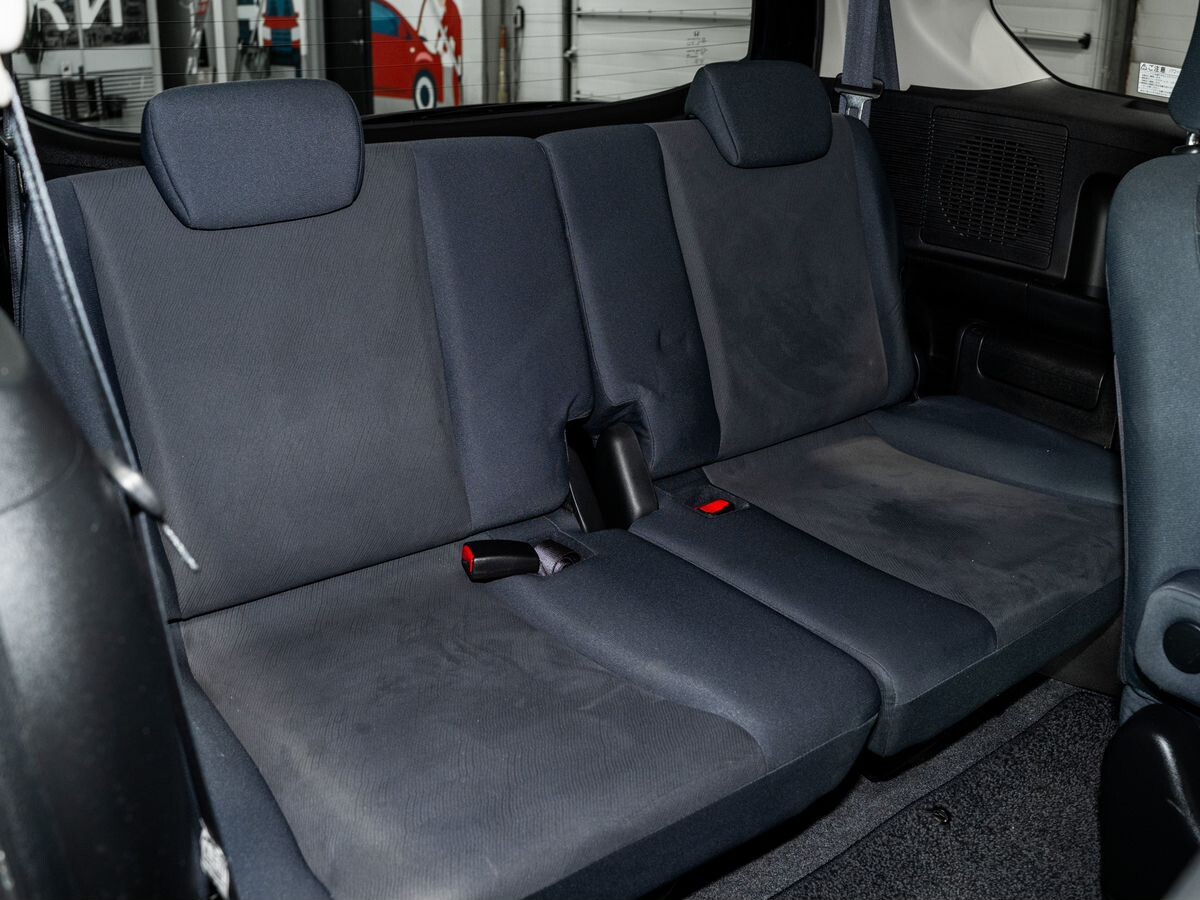 Honda Freed 2009 - фото автомобиля