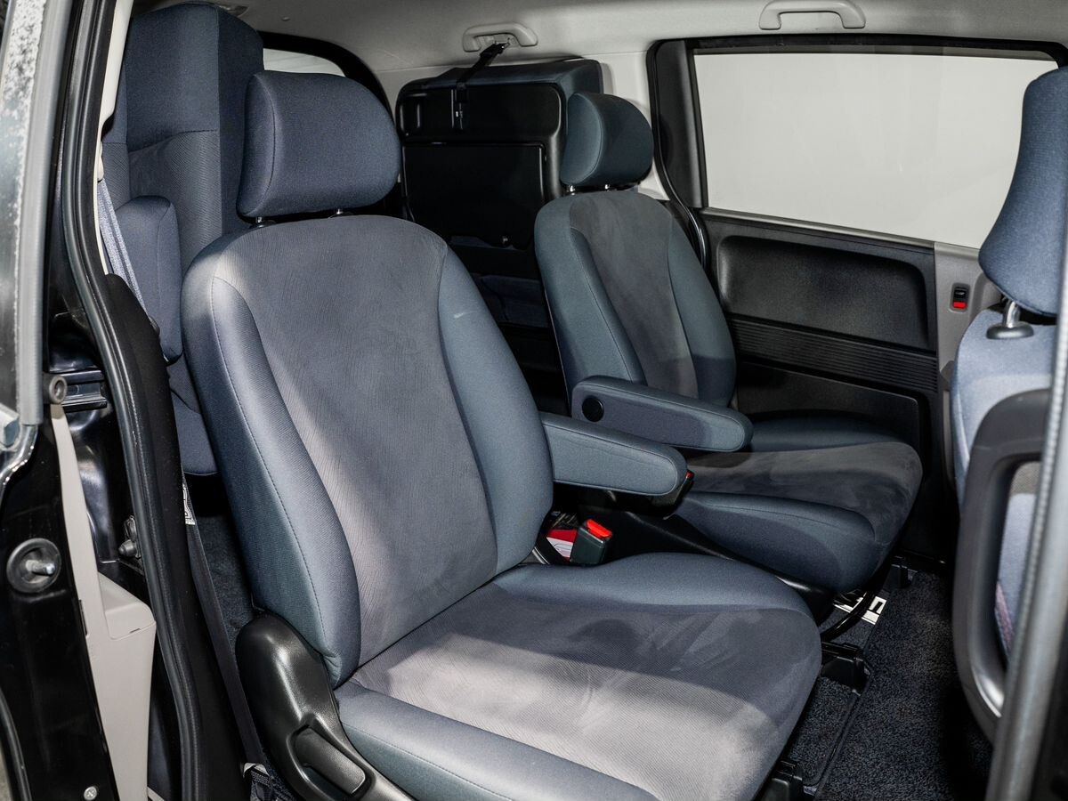 Honda Freed 2009 - фото автомобиля