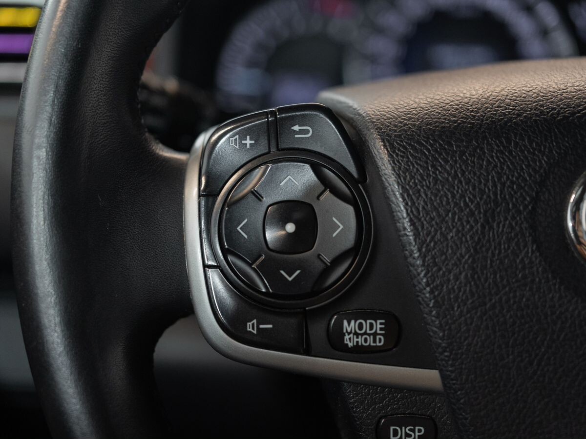 Toyota Camry 2011 - фото автомобиля