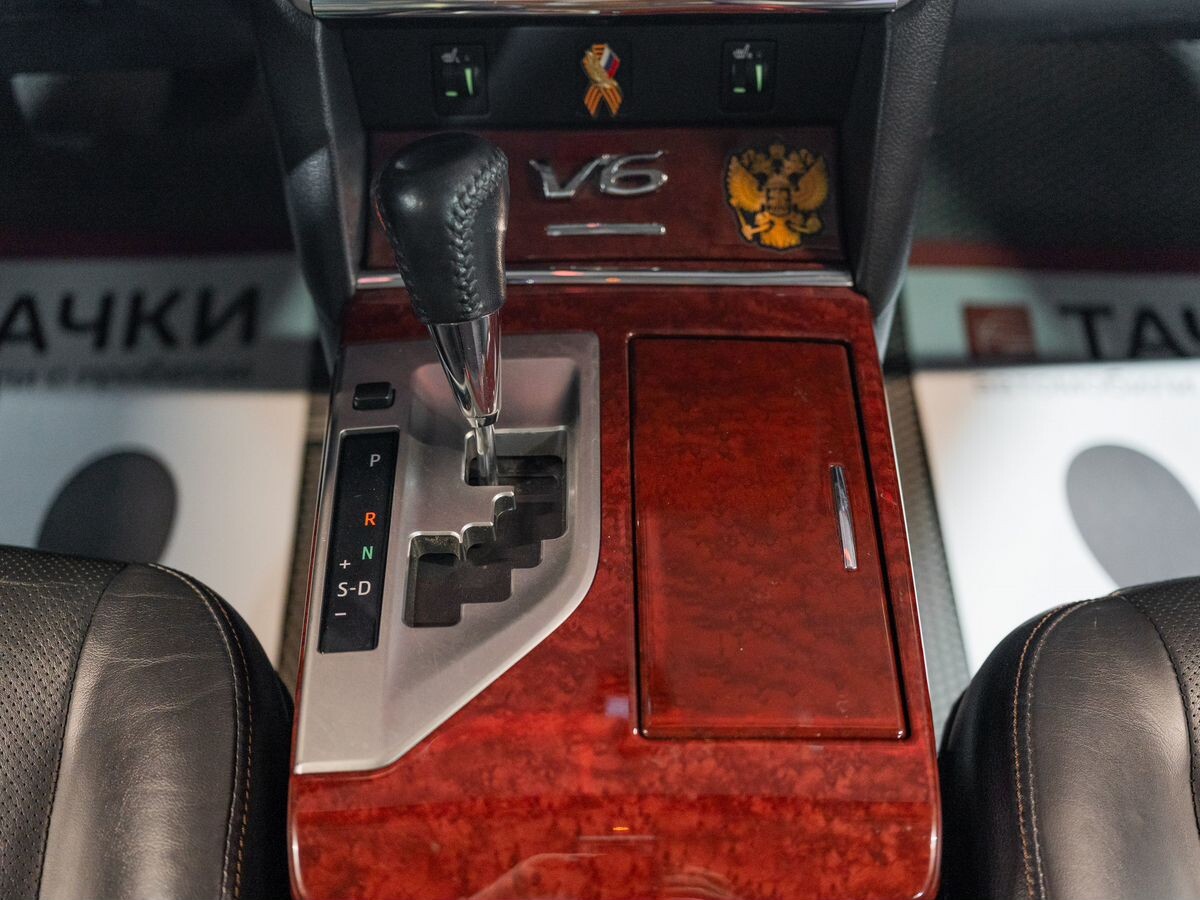 Toyota Camry 2011 - фото автомобиля