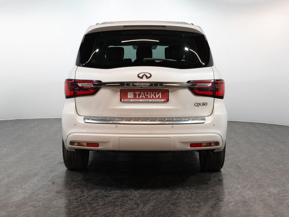 Infiniti QX80 2018 - фото автомобиля