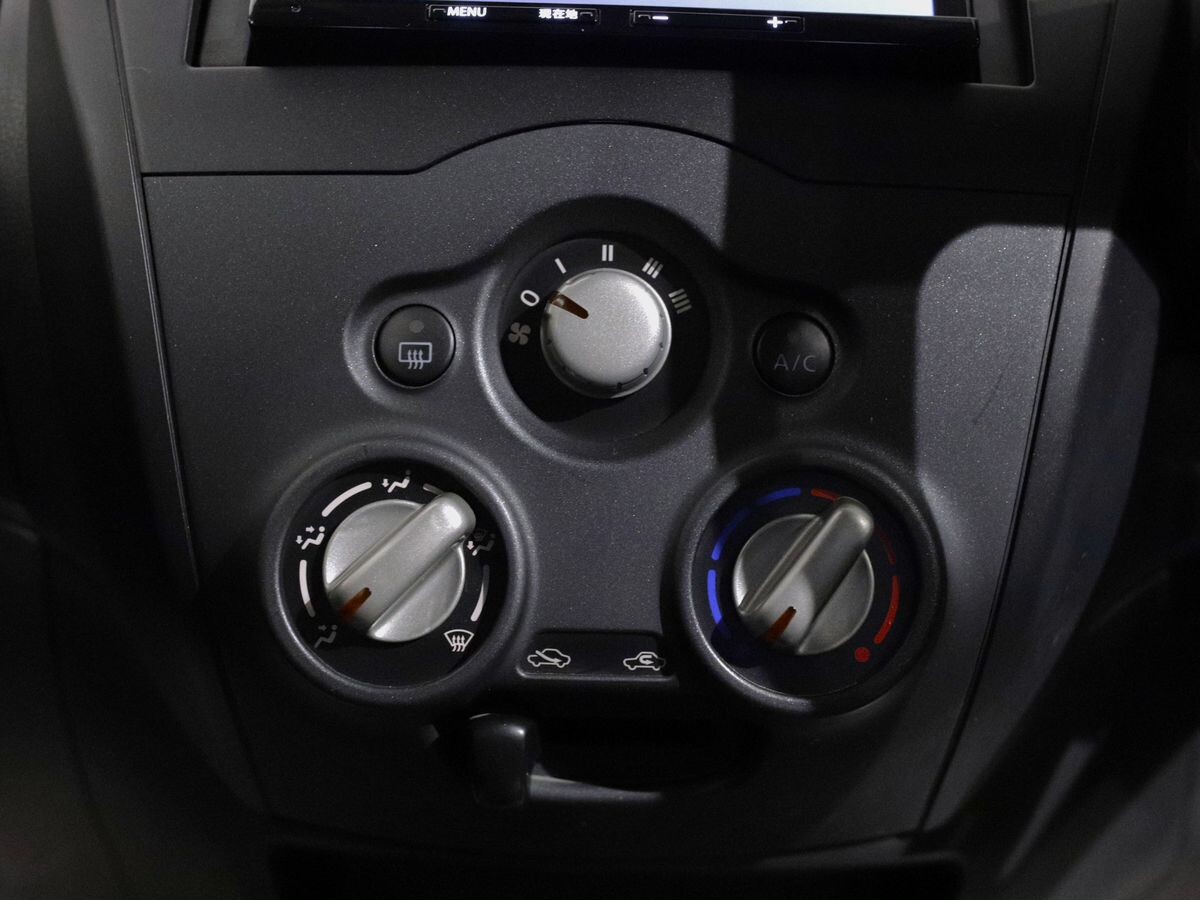 Nissan Note 2019 - фото автомобиля