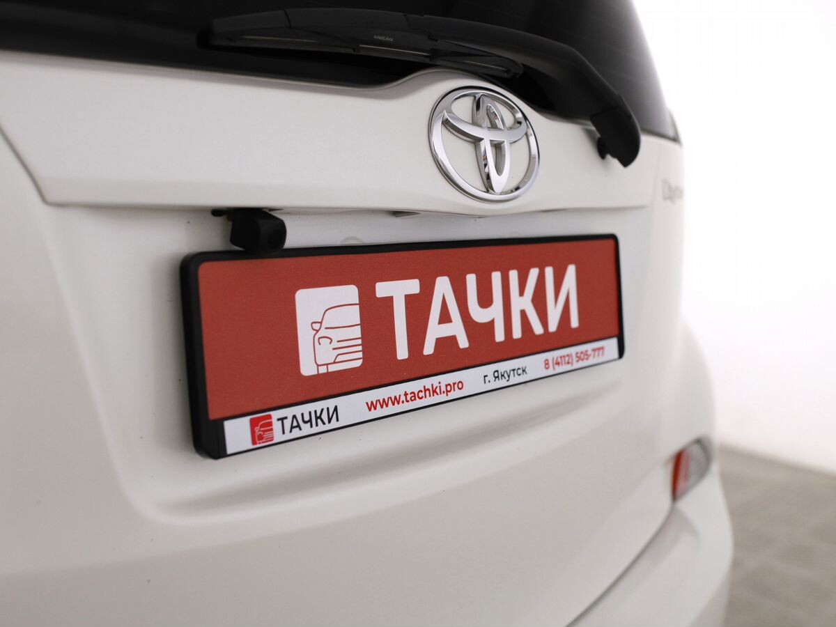 Toyota Ractis 2011 - фото автомобиля