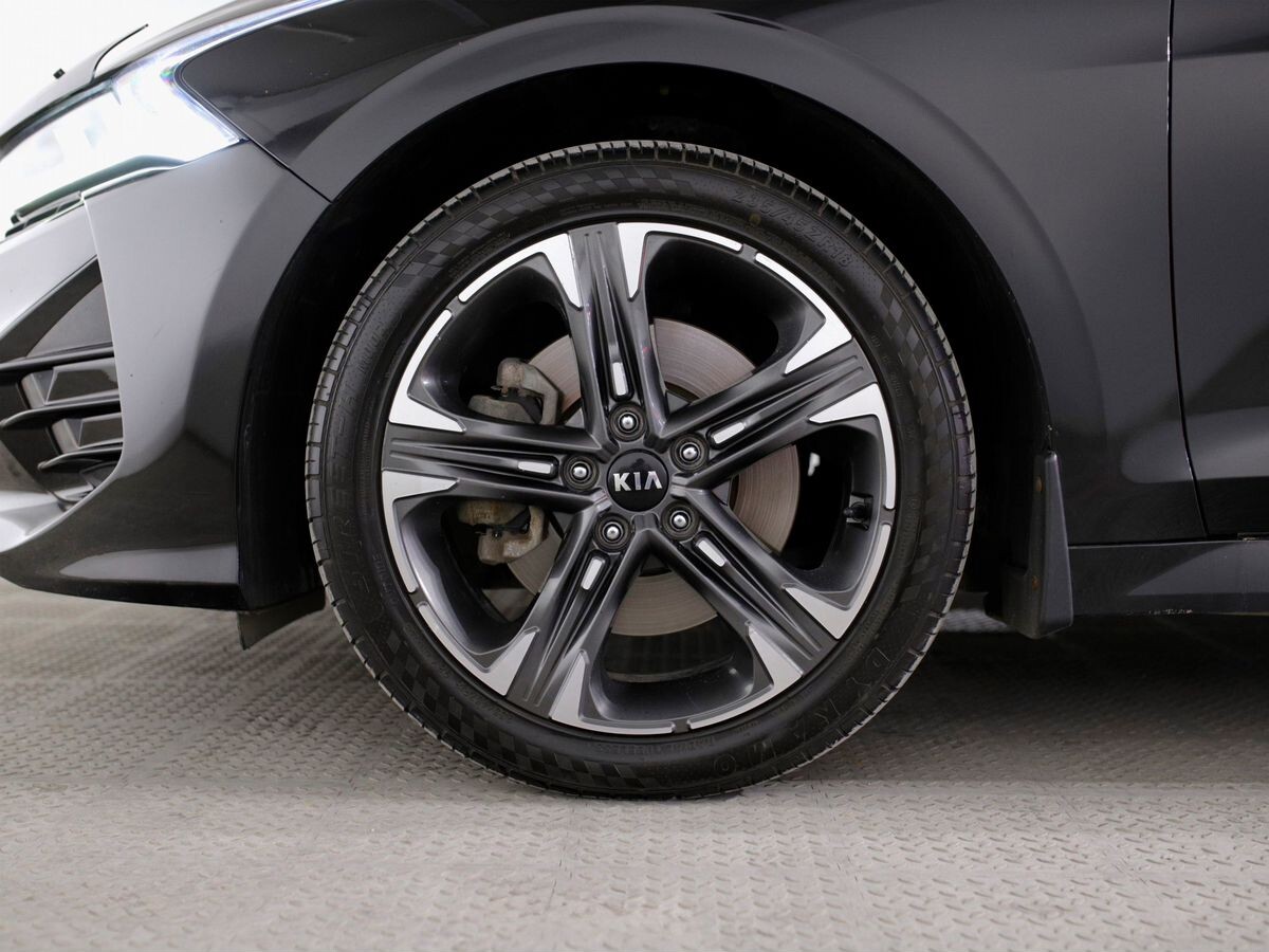 Kia K5 2021 - фото автомобиля