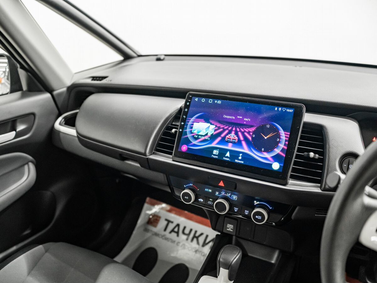 Honda Fit 2021 - фото автомобиля