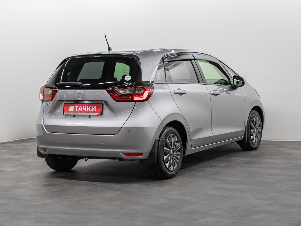 Honda Fit 2021 - фото автомобиля