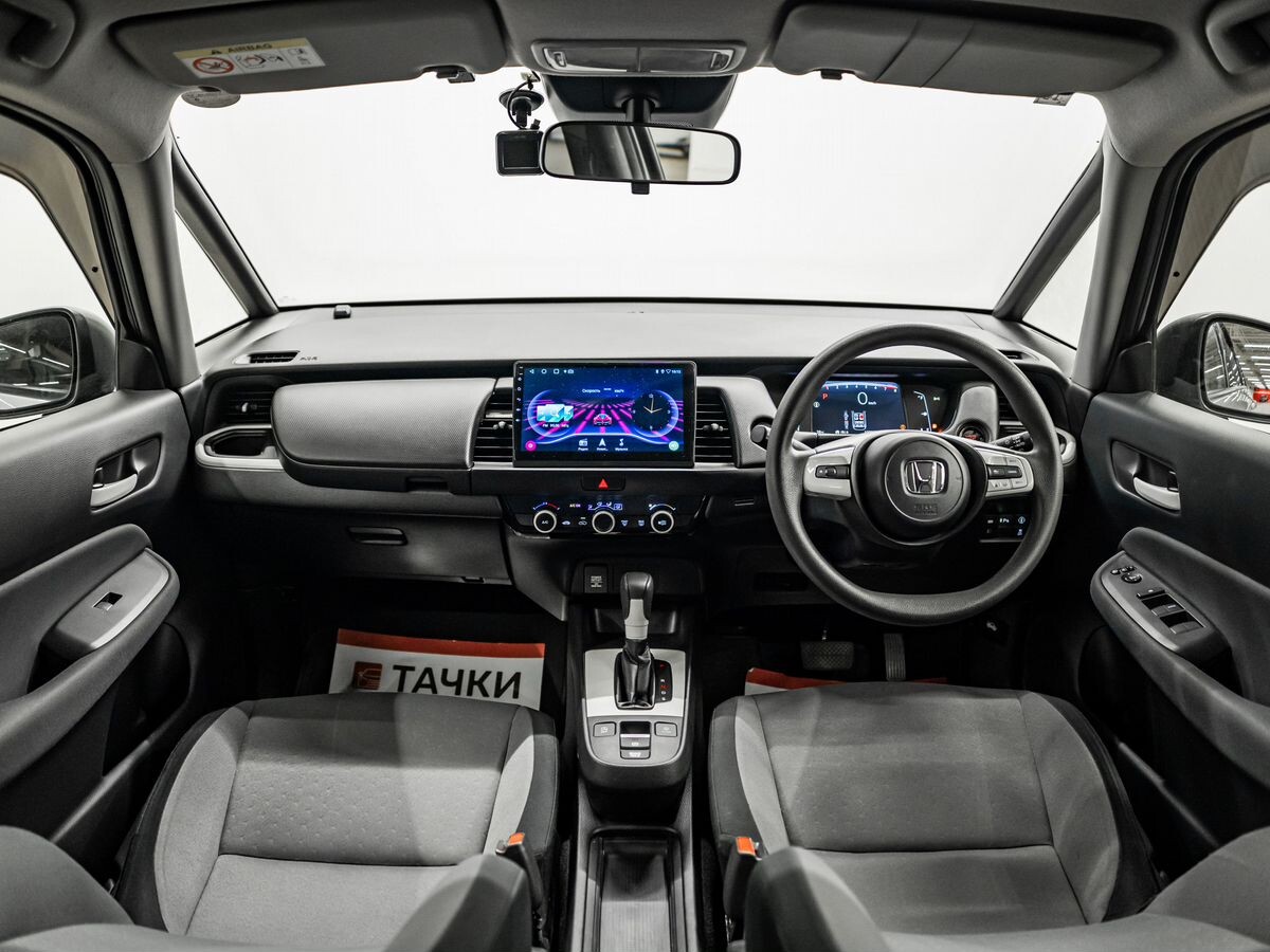 Honda Fit 2021 - фото автомобиля