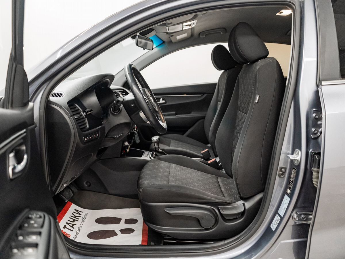 Kia Rio 2020 - фото автомобиля