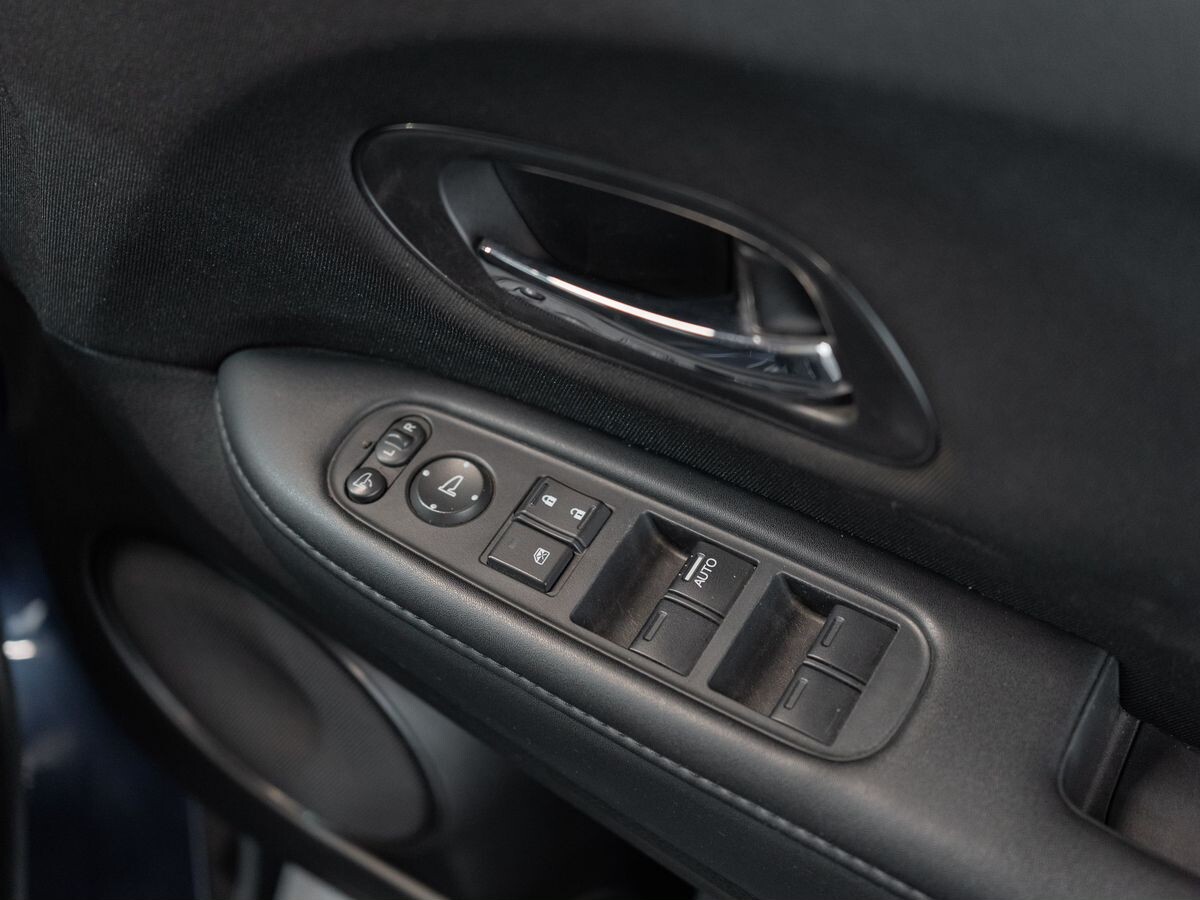 Honda Vezel 2014 - фото автомобиля