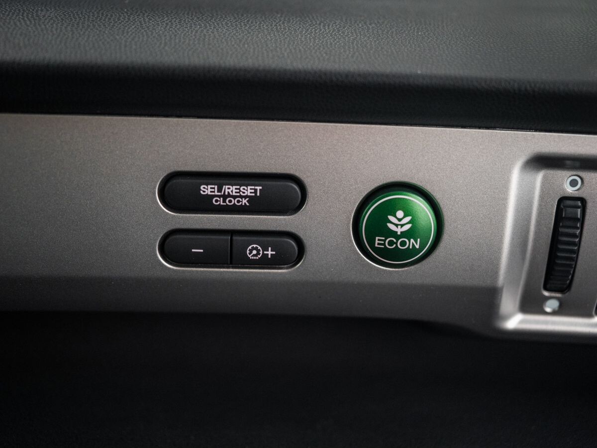 Honda Freed 2012 - фото автомобиля